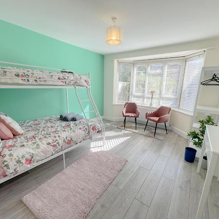 Large 3 Bedroom & 2 Bath - Ground Floor With Parking ボーンマス エクステリア 写真