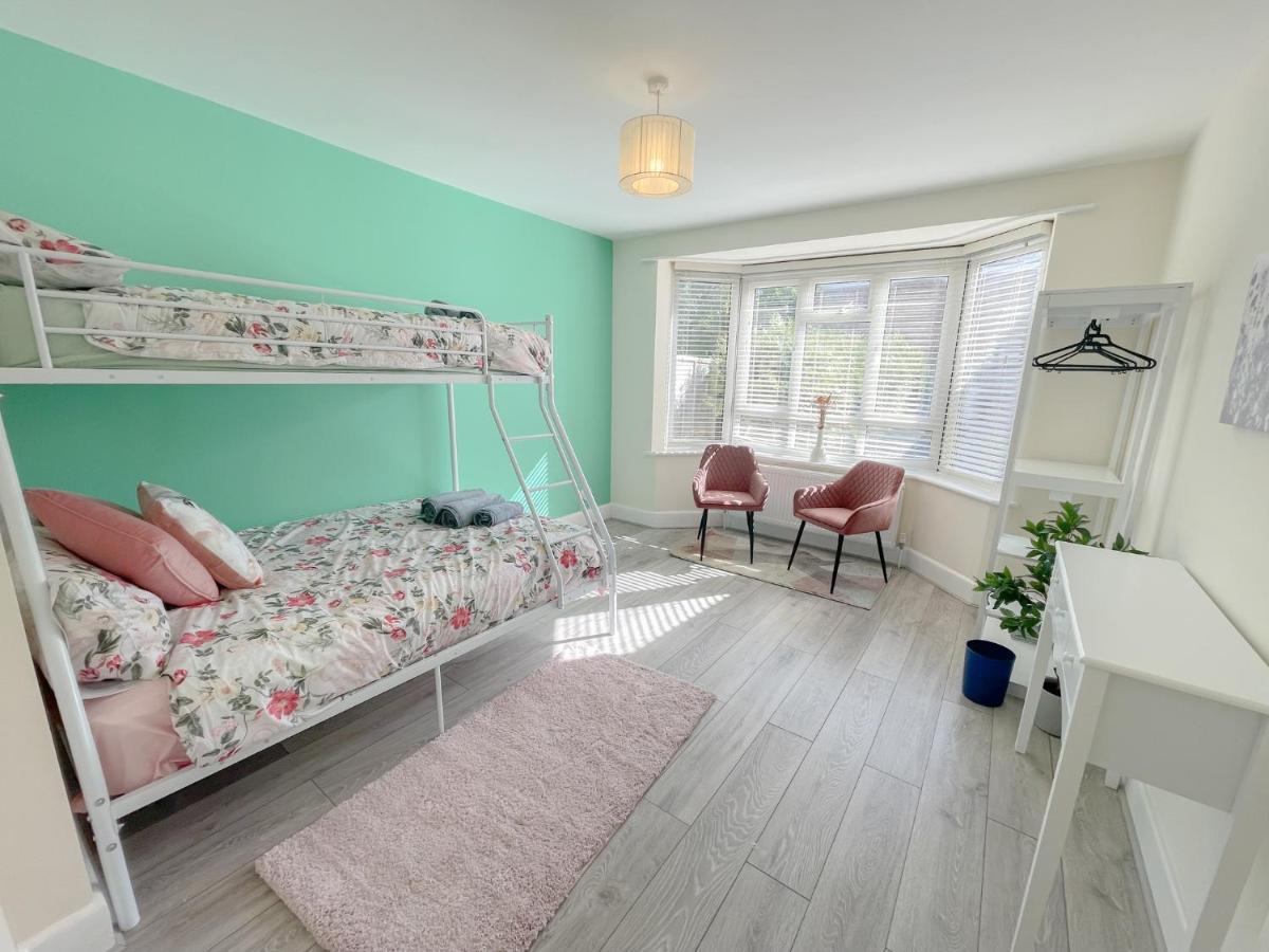 Large 3 Bedroom & 2 Bath - Ground Floor With Parking ボーンマス エクステリア 写真
